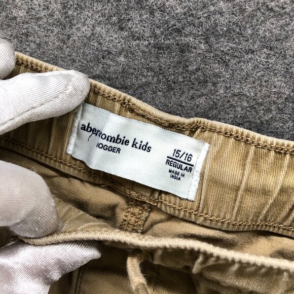 Abercrombie Kids Boys 15/16 Chino Jogger Pants Beige Pull On Drawstring - Picture 6 of 7
